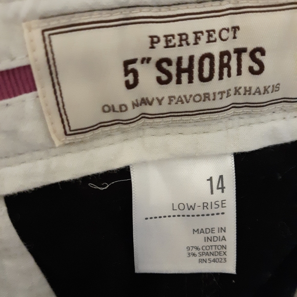 Old Navy Shorts - Picture 3 of 7